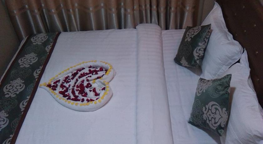 Wilson Hotel Mandalay Buitenkant foto
