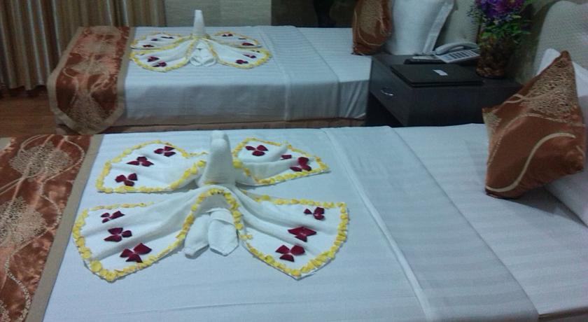 Wilson Hotel Mandalay Buitenkant foto