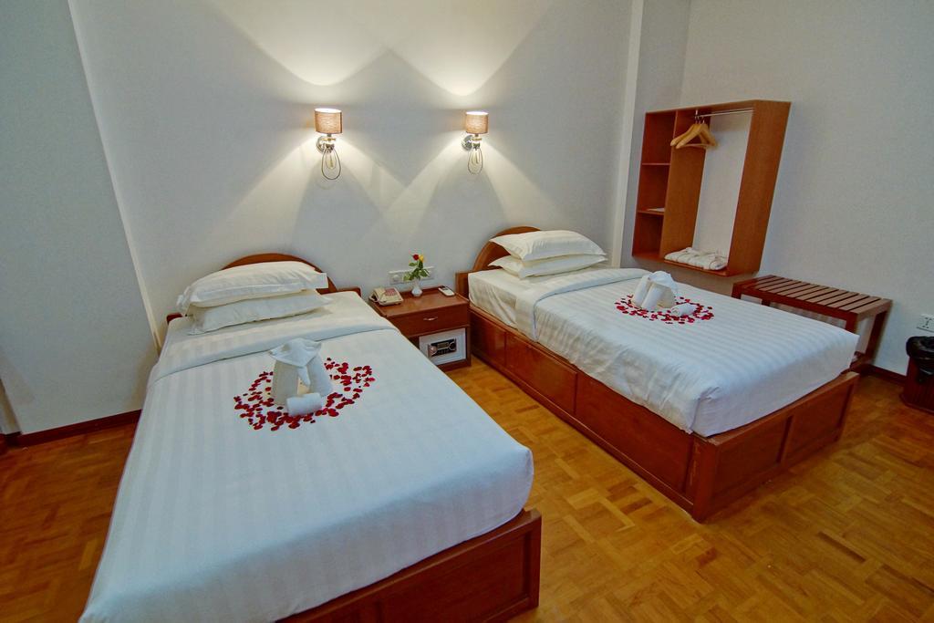 Wilson Hotel Mandalay Kamer foto