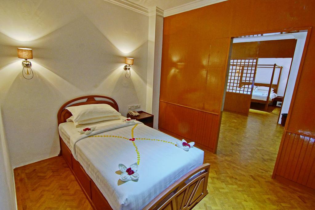 Wilson Hotel Mandalay Kamer foto